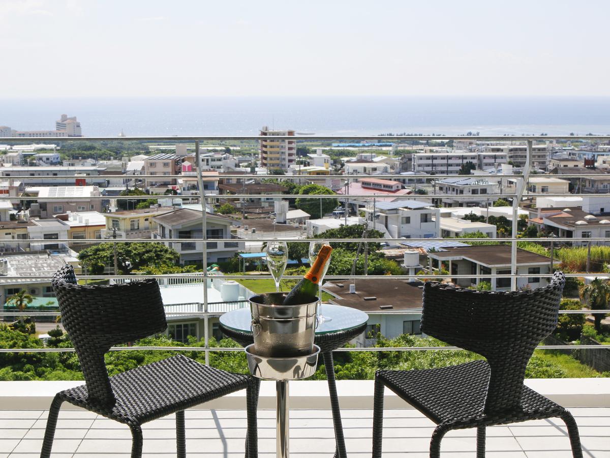 Transit Overnight Hotel Yomitan Esterno foto